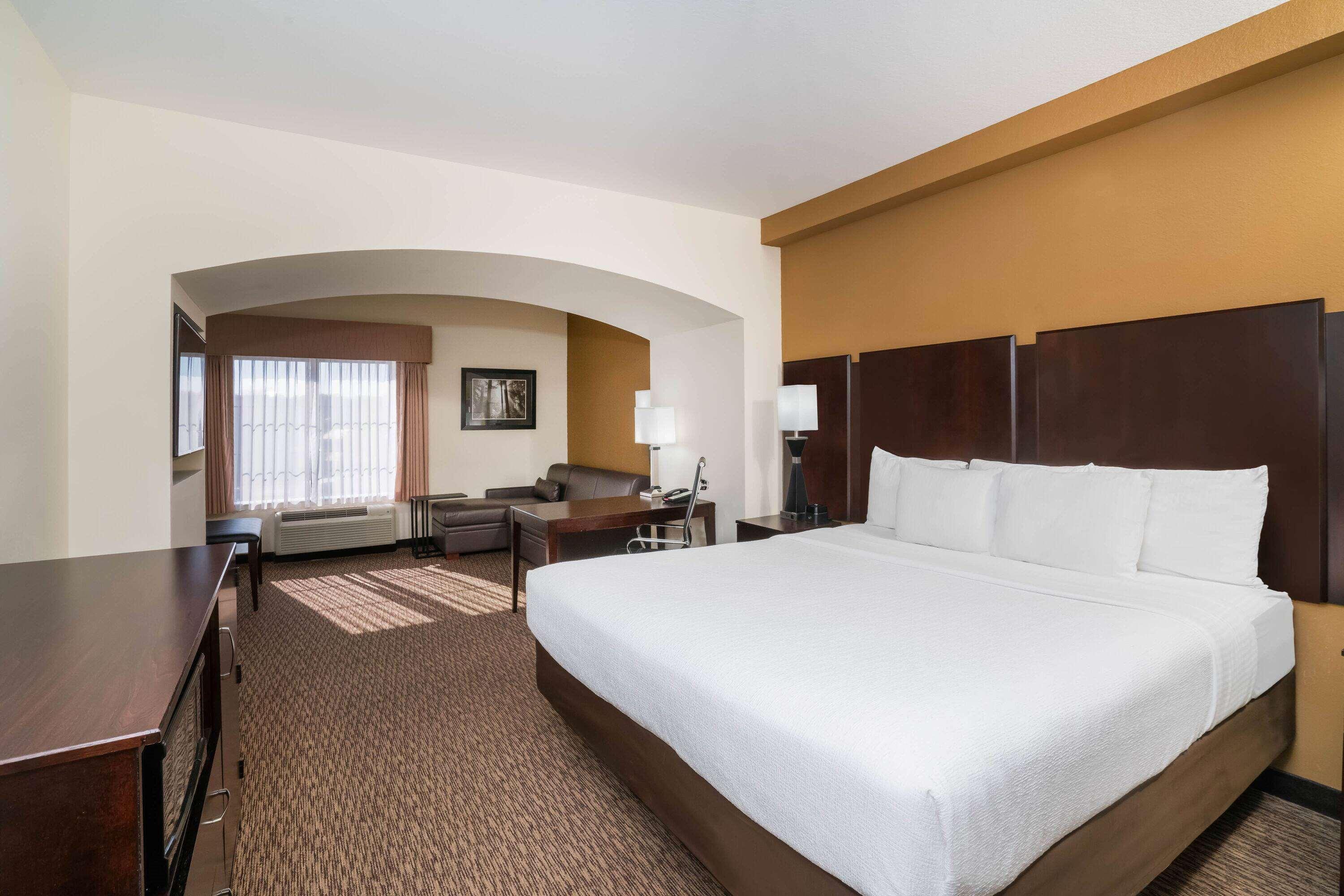 Отель La Quinta By Wyndham Memphis Wolfchase Экстерьер фото
